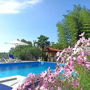Garden Apartment